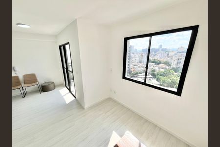 Studio à venda com 31m², 1 quarto e sem vagaSala/Quarto/Cozinha