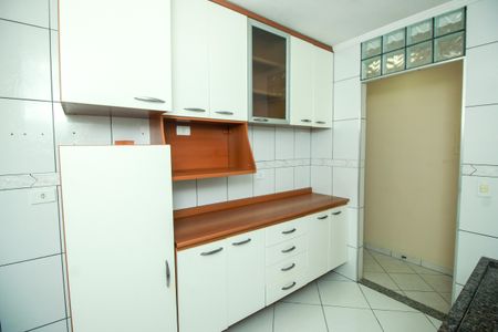 Apartamento à venda com 52m², 2 quartos e 1 vagaCozinha