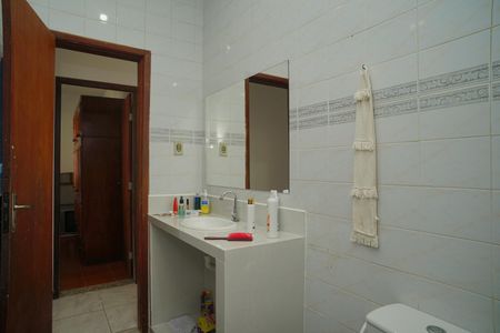 Casa para alugar com 360m², 2 quartos e 5 vagas Casa para alugar com 360m², 2 quartos e 5 vagasBanheiro