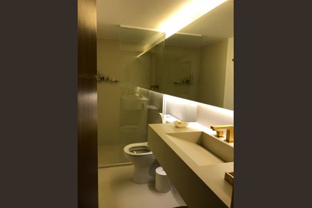 Apartamento para alugar com 130m², 2 quartos e 2 vagasBanheiro 