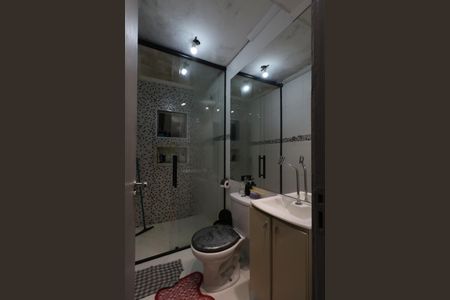 Banheiro 1 de casa à venda com 3 quartos, 90m² em Vila Nogueira, Diadema