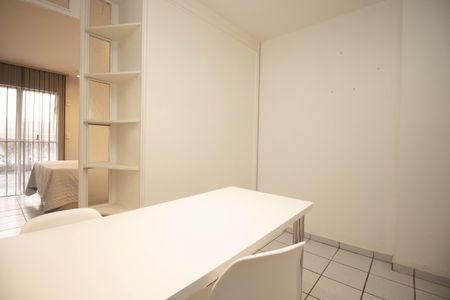 Studio para alugar com 35m², 1 quarto e 1 vagaKitnet