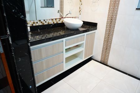 Casa para alugar com 535m², 5 quartos e 4 vagasBanheiro da Suíte