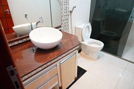 Casa para alugar com 535m², 5 quartos e 4 vagasBanheiro Social