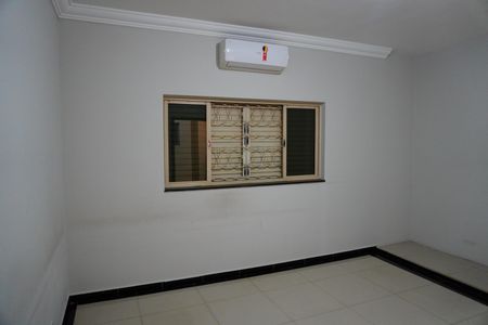 Casa para alugar com 535m², 5 quartos e 4 vagasQuarto 4 - Suíte