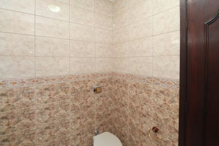 Banheiro 1 de casa para alugar com 3 quartos, 750m² em Jardim Felicidade(zona Norte), São Paulo