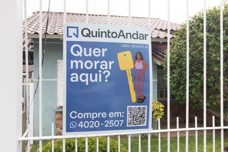 Casa para alugar com 211m², 2 quartos e 2 vagasFachada