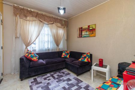 Sala de casa à venda com 2 quartos, 211m² em São José, Porto Alegre