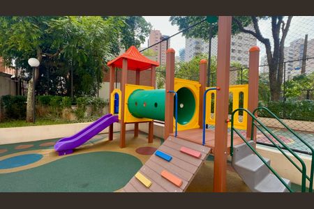 Apartamento para alugar com 86m², 2 quartos e 1 vaga Apartamento para alugar com 86m², 2 quartos e 1 vagaPlayground