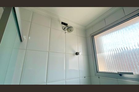 Apartamento para alugar com 86m², 2 quartos e 1 vaga Apartamento para alugar com 86m², 2 quartos e 1 vagaBanheiro da Suíte