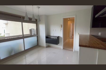 Apartamento para alugar com 260m², 4 quartos e 3 vagas Apartamento para alugar com 260m², 4 quartos e 3 vagasCozinha