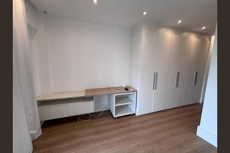 Apartamento para alugar com 260m², 4 quartos e 3 vagas Apartamento para alugar com 260m², 4 quartos e 3 vagasSuíte 1