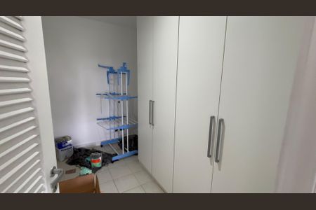 Apartamento para alugar com 260m², 4 quartos e 3 vagas Apartamento para alugar com 260m², 4 quartos e 3 vagasQuarto de Serviço