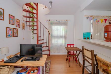 Sala de apartamento à venda com 1 quarto, 147m² em Petrópolis, Porto Alegre