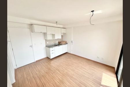 Sala/Quarto/Cozinha de kitnet/studio à venda com 1 quarto, 31m² em Parada Inglesa, São Paulo