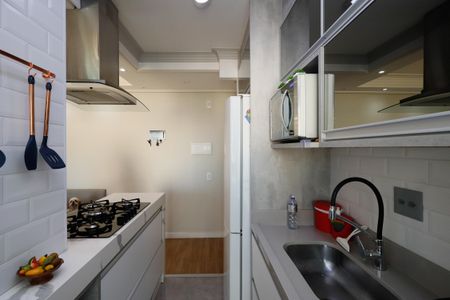 Apartamento à venda com 64m², 2 quartos e 2 vagasCozinha e Área de Serviço