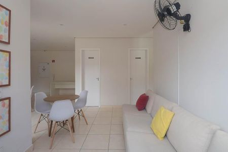 Apartamento à venda com 64m², 2 quartos e 2 vagasÁrea comum - Salão de festas