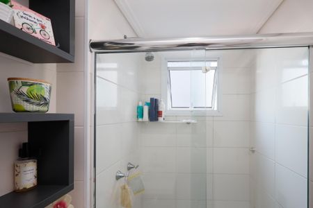 Apartamento à venda com 64m², 2 quartos e 2 vagasBanheiro