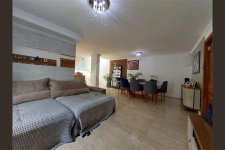 Casa à venda com 208m², 4 quartos e 2 vagas
