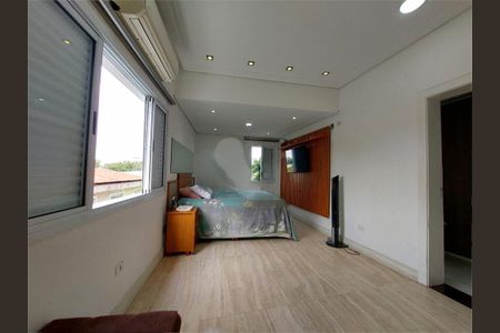 Casa à venda com 208m², 4 quartos e 2 vagas