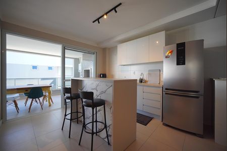 Apartamento para alugar com 106m², 2 quartos e 2 vagasCozinha