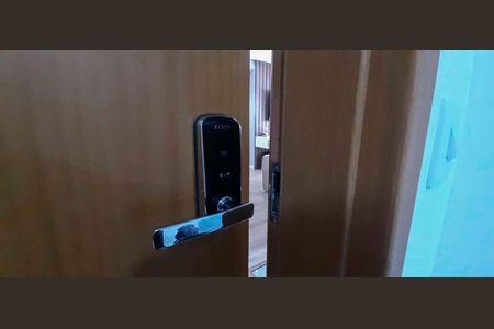 Apartamento à venda com 46m², 2 quartos e 1 vaga Apartamento à venda com 46m², 2 quartos e 1 vagaFechadura Eletrônica