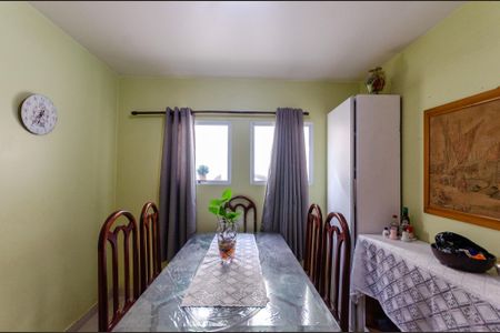 Casa à venda com 201m², 5 quartos e 3 vagasCozinha