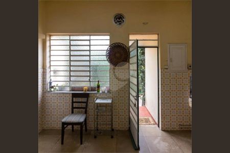 Casa à venda com 5 quartos, 1500m² em Indianópolis, São Paulo