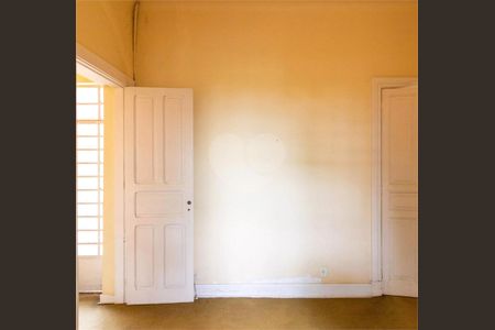 Casa à venda com 5 quartos, 1500m² em Indianópolis, São Paulo