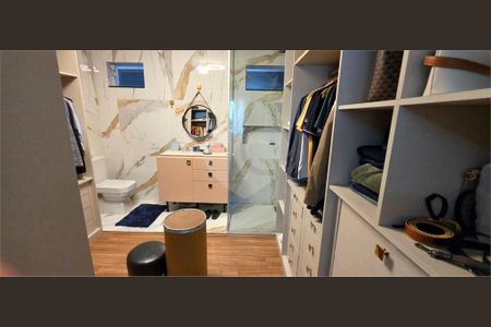 Casa à venda com 8 quartos, 200m² em Parque Sao Domingos, São Paulo