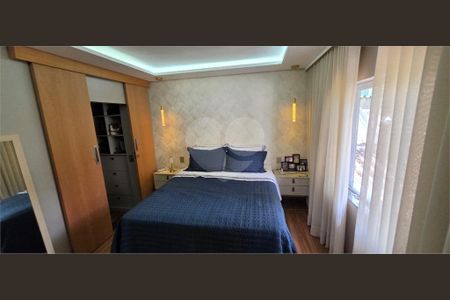 Casa à venda com 8 quartos, 200m² em Parque Sao Domingos, São Paulo