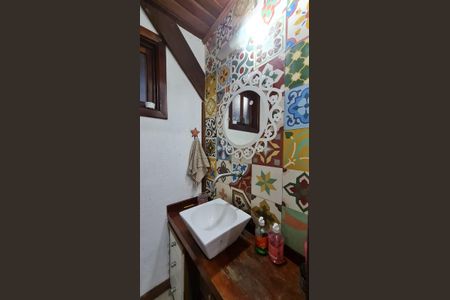 Casa de condomínio para alugar com 180m², 3 quartos e 1 vagaBanheiro