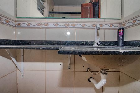 Apartamento para alugar com 42m², 2 quartos e sem vagaBanheiro