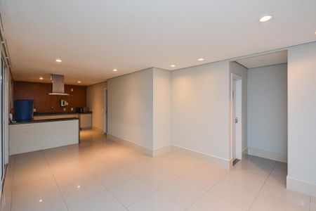 Apartamento à venda com 67m², 2 quartos e 1 vaga Apartamento à venda com 67m², 2 quartos e 1 vagaÁrea comum - Salão de festas