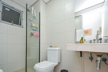 Apartamento à venda com 67m², 2 quartos e 1 vaga Apartamento à venda com 67m², 2 quartos e 1 vagaBanheiro 1