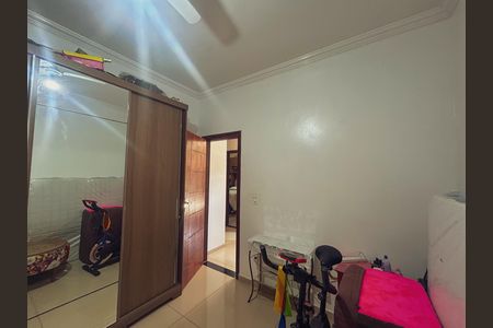 Casa à venda com 250m², 6 quartos e 1 vaga