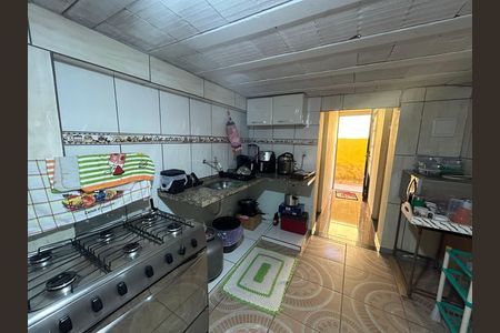 Casa à venda com 250m², 6 quartos e 1 vaga