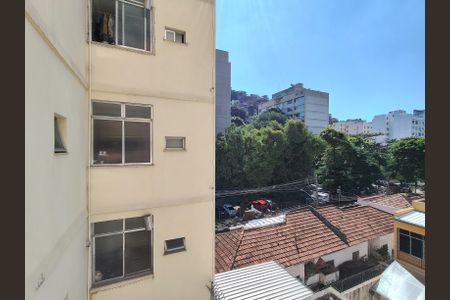 Apartamento à venda com 84m², 2 quartos e 1 vagaÁrea de Serviço
