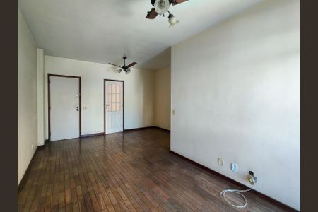 Apartamento à venda com 84m², 2 quartos e 1 vagaSala