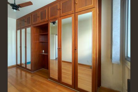 Apartamento à venda com 84m², 2 quartos e 1 vagaSuíte