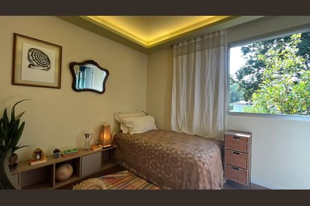 Casa de condomínio à venda com 853m², 4 quartos e 3 vagas