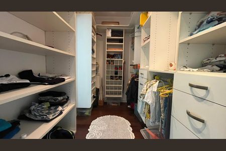 Casa de condomínio à venda com 853m², 4 quartos e 3 vagas