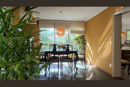 Casa de condomínio à venda com 853m², 4 quartos e 3 vagas