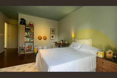 Casa de condomínio à venda com 853m², 4 quartos e 3 vagas