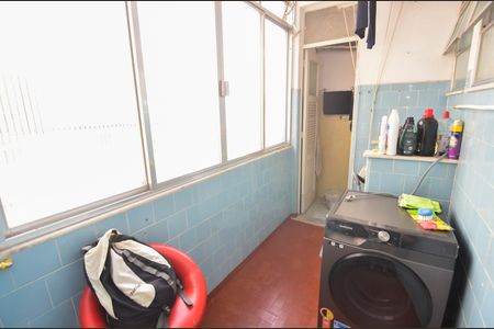 Apartamento à venda com 110m², 3 quartos e 1 vagaÁrea de Serviço