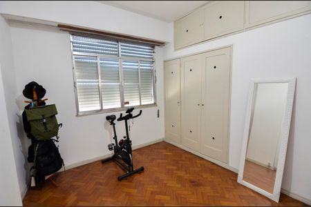 Apartamento à venda com 110m², 3 quartos e 1 vagaQuarto 2