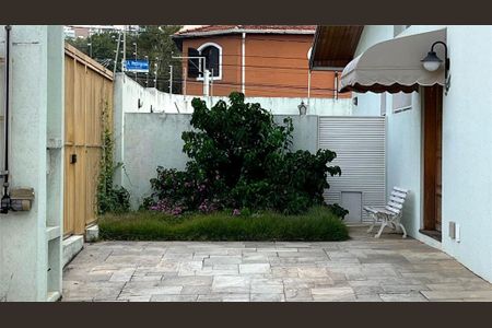 Casa à venda com 250m², 3 quartos e 5 vagas