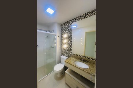 Banheiro  de apartamento à venda com 3 quartos, 94m² em Alphaville, Santana de Parnaíba