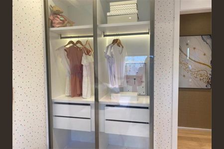 Apartamento à venda com 157m², 3 quartos e sem vaga