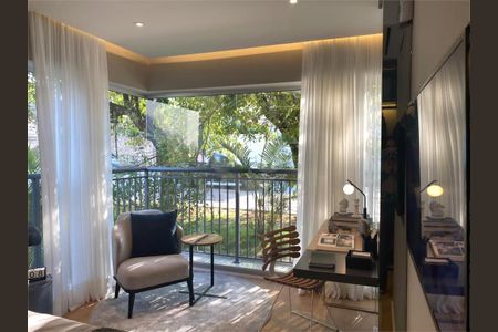Apartamento à venda com 157m², 3 quartos e sem vaga